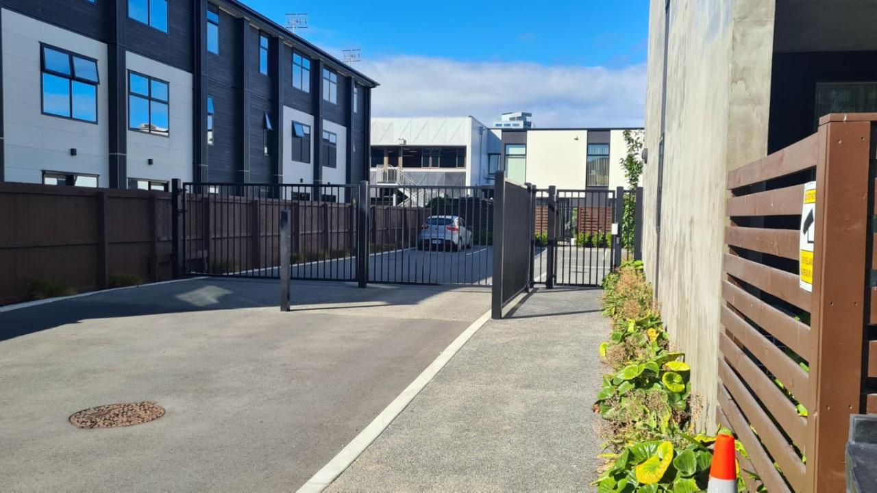 2 Bedroom City Pad With Free Car Park Christchurch Exterior photo